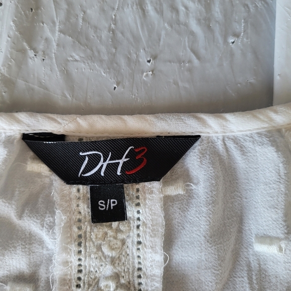 DH3 White Boho Blouse, Size Small - Picture 4 of 5